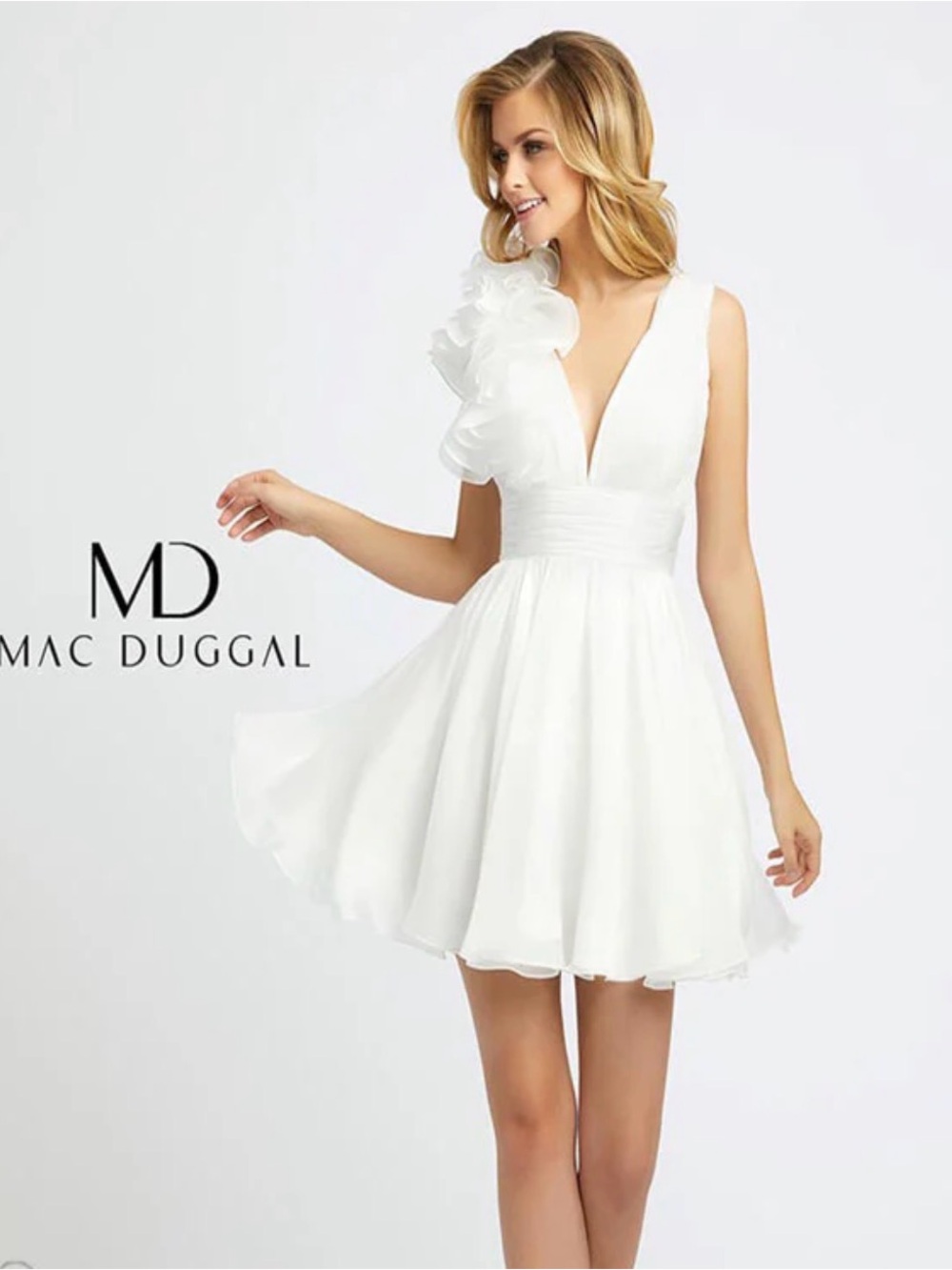 NWT Mac Duggal White One-Shoulder Floral Appliqué Cocktail Dress